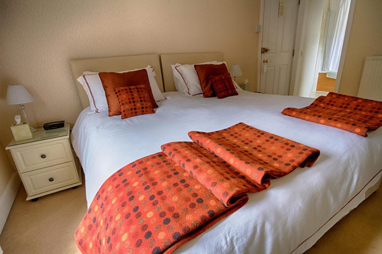 Holcombe House Guest House Ландъндо Екстериор снимка