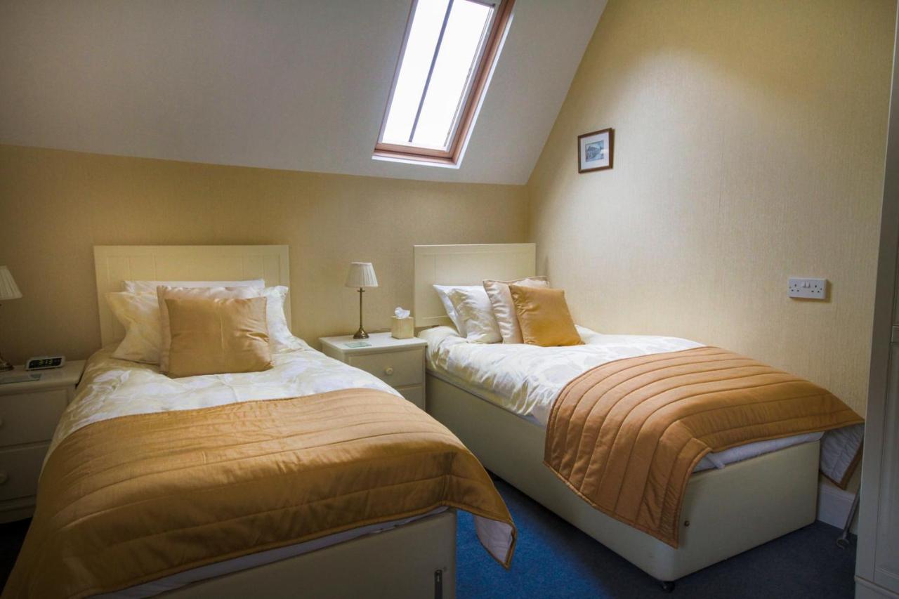Holcombe House Guest House Ландъндо Екстериор снимка