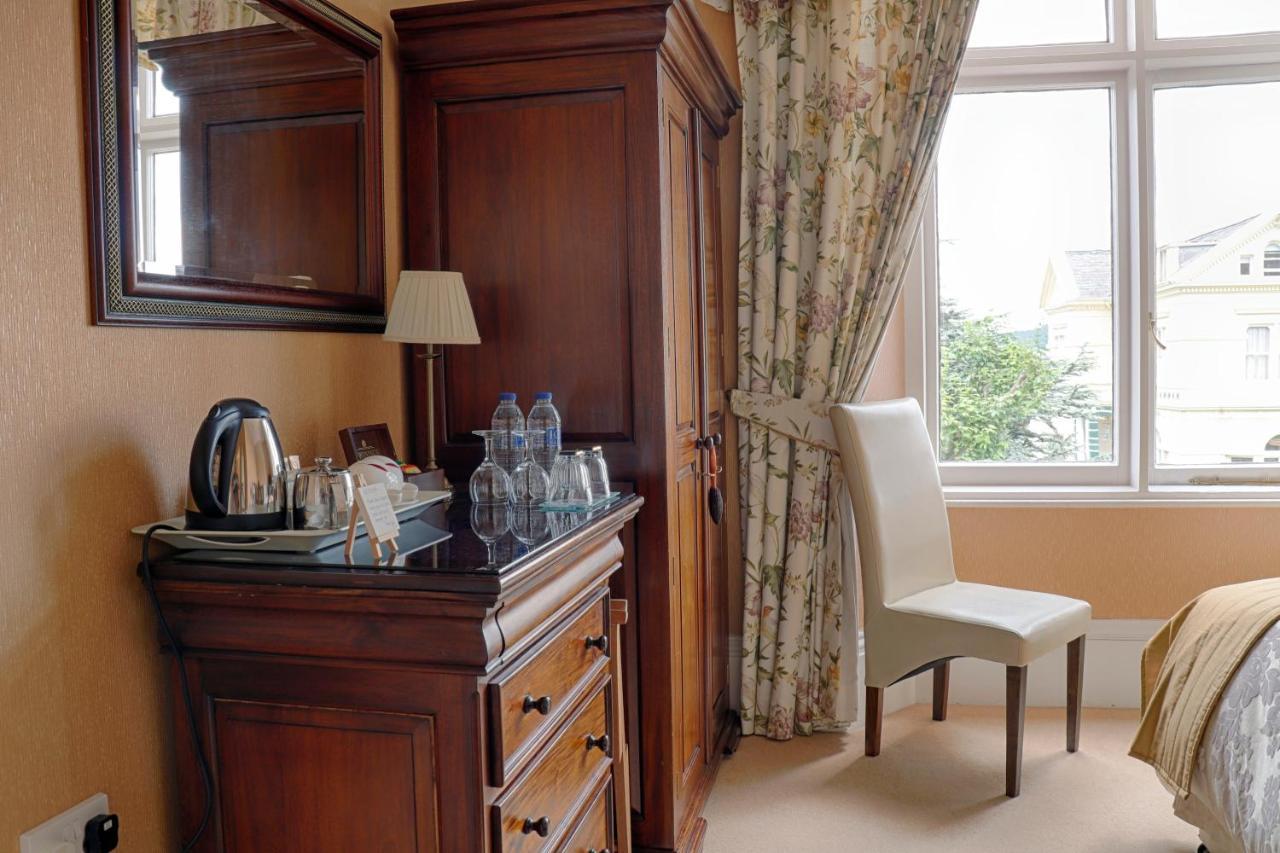 Holcombe House Guest House Ландъндо Екстериор снимка